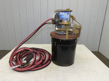 Graco Triton 1:1 150 Air Spray Package Diaphragm Pump Pail Mount Wood Finish