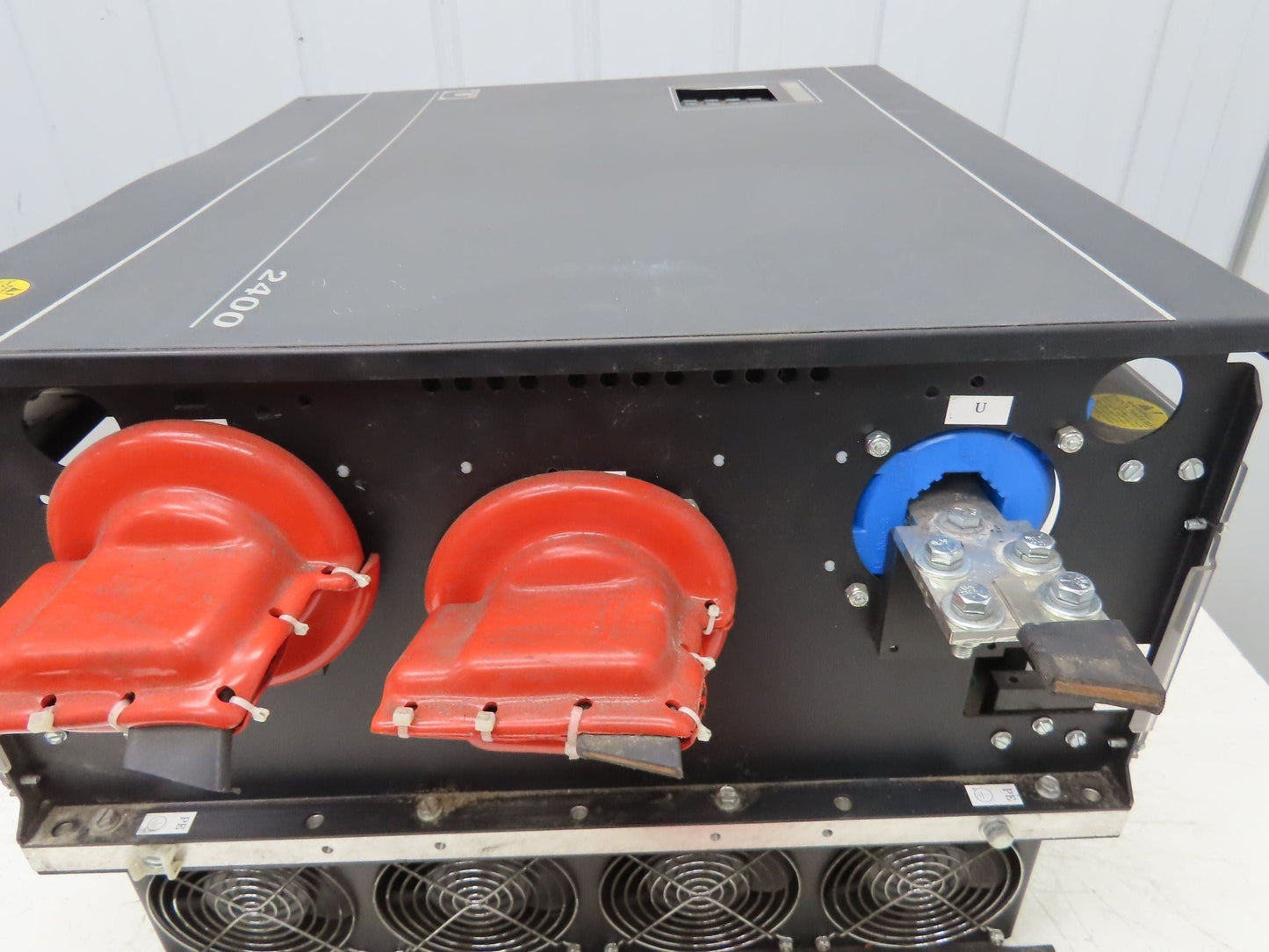 Unico 2400 AC Modular Inverter Drive 300HP 3Ph 480V 112604 ECL0