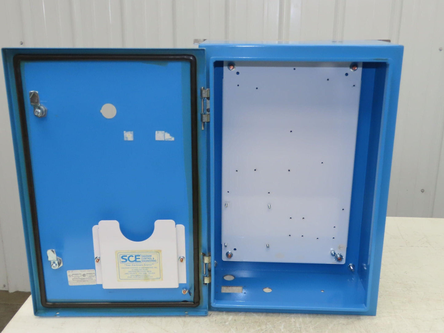 Saginaw SCE-24EL1608LP-10 Electrical Enclosure Control Panel 24x16x8" Blue