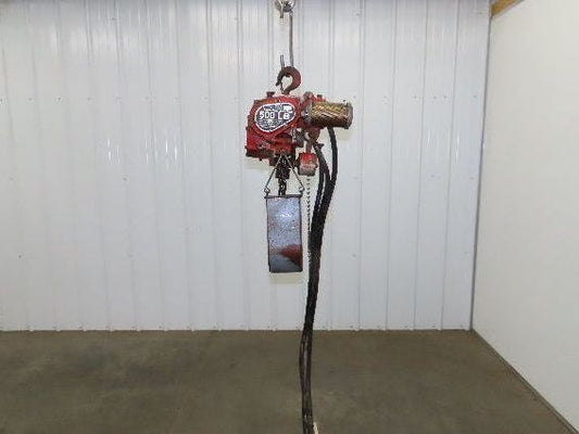 Chicago Pneumatic 1/4 Ton 500Lb Power Vane Air Chain Hoist 11' 2" Lift Pendant