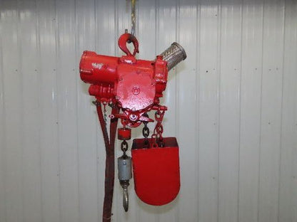Chicago Pneumatic 1/4 Ton 500Lb Power Vane Air Chain Hoist 10' 2" Lift Pendant