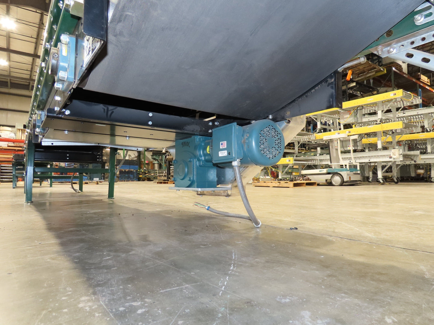 Dematic Rapistan 31"x 18' Gapper Conveyor 26" Belt 3-Speed 235-335fpm Belt Drive