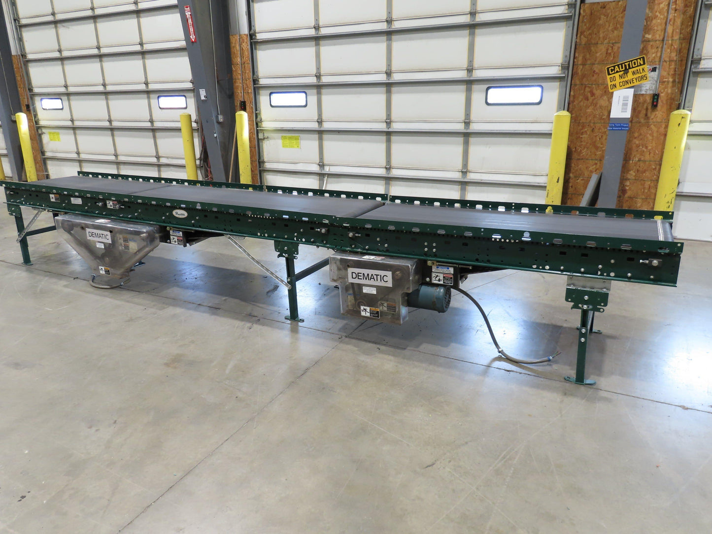 Dematic Rapistan 31"x 18' Gapper Conveyor 26" Belt 3-Speed 235-335fpm Belt Drive