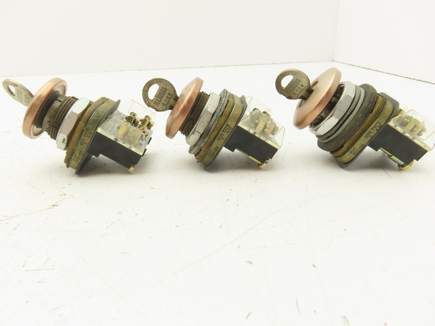 Allen Bradley 800T-E24 Cylinder Lock Push Button Switch Keyed E Stop Lot of 3