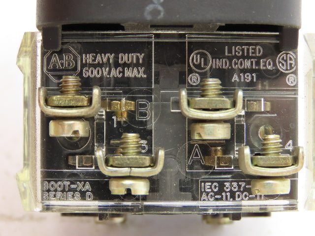 Allen Bradley 800T-FXP16 D4 Red Illuminated Mushroom Push/Pull Button 30mm