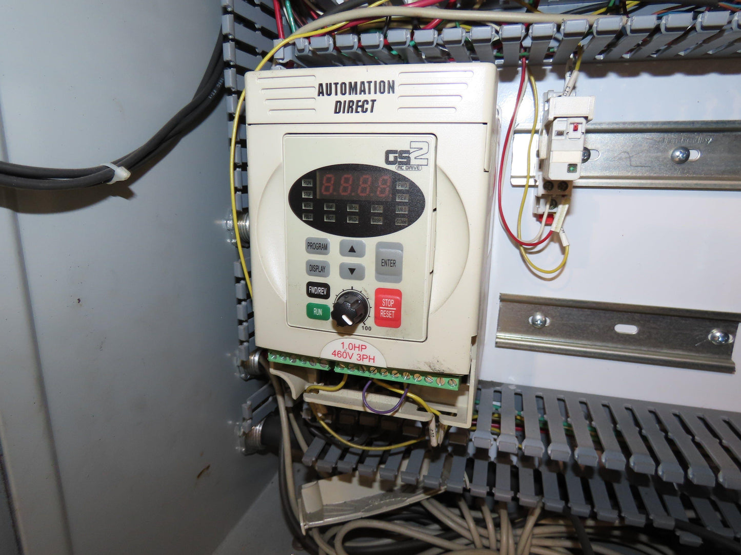 Alvey 28"x 17' Slider Bed 24" Belt Incline Conveyor Variable Speed Drive 460V