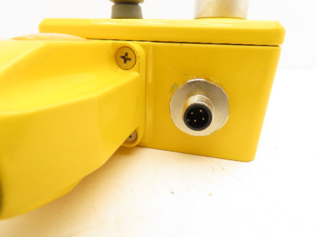 ABB Jokab Safety LineStrong3R Rope Pull Grab Cable Switch E-Stop 2TLA050208R1232