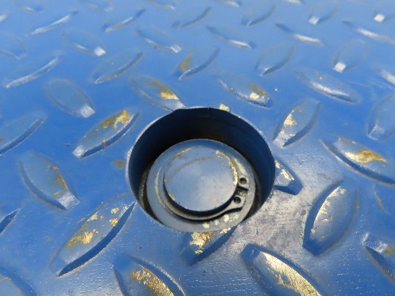 Vestil CA-KP-4848-4 Heavy Duty King Pin Carousel 48x48" 4000lb 1/4" Steel Plate