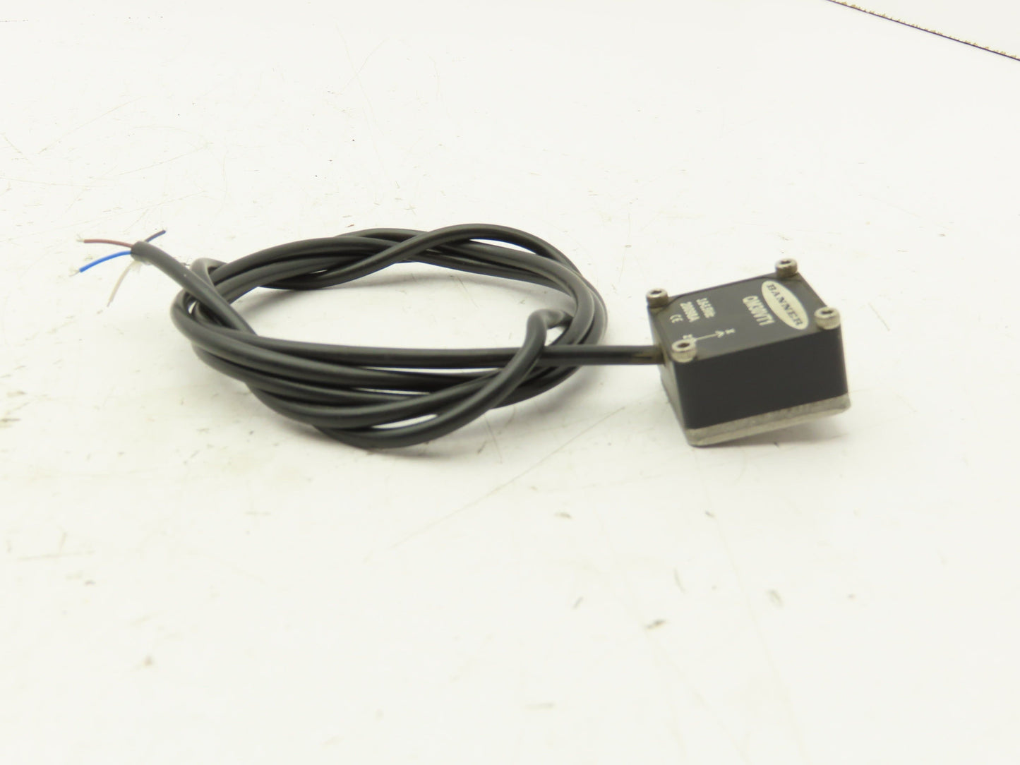 Banner QM30VT1 Industrial Vibration Temperature Sensor Magnetic Mount 48" Cord