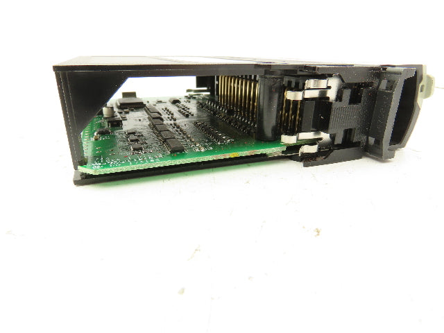Allen Bradley 1756-IV32/A ControlLogix DC Input Module 32PT