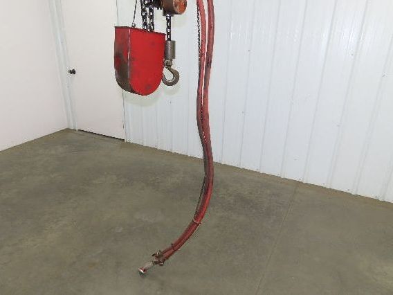 Chicago Pneumatic 1/2 Ton 1000Lb Power Vane Air Chain Hoist 10' 8" Lift Pendant