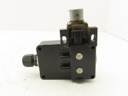 Siemens 38E7 160-1BD00-0A81 Rope Pull Grab Cable Switch 2-Way 3-Position 400V