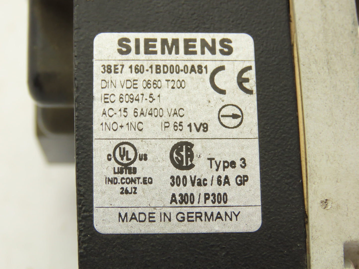 Siemens 38E7 160-1BD00-0A81 Rope Pull Grab Cable Switch 2-Way 3-Position 400V