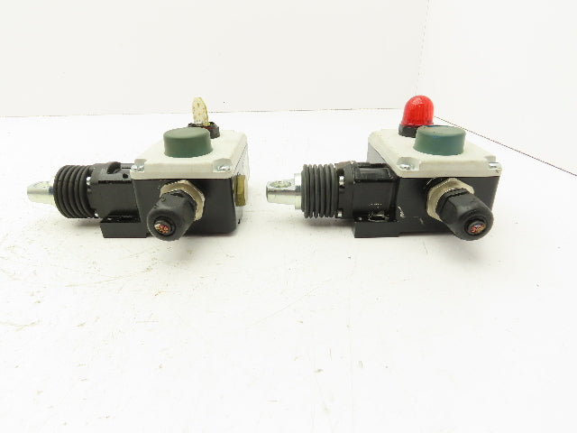Siemens 38E7 140-1BD00-0A80 Rope Pull Cable Switch Spring Return  Lot of 2