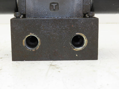 Nachi SA-G01-C5-D2-X20 Directional Control 4/3 Solenoid Valve 24VDC