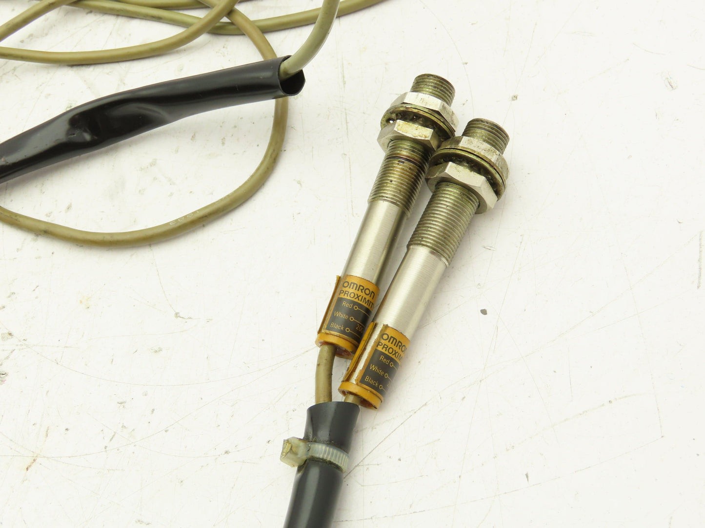 Omron TL-XP2 Proximity Sensor Switch  Lot of 2