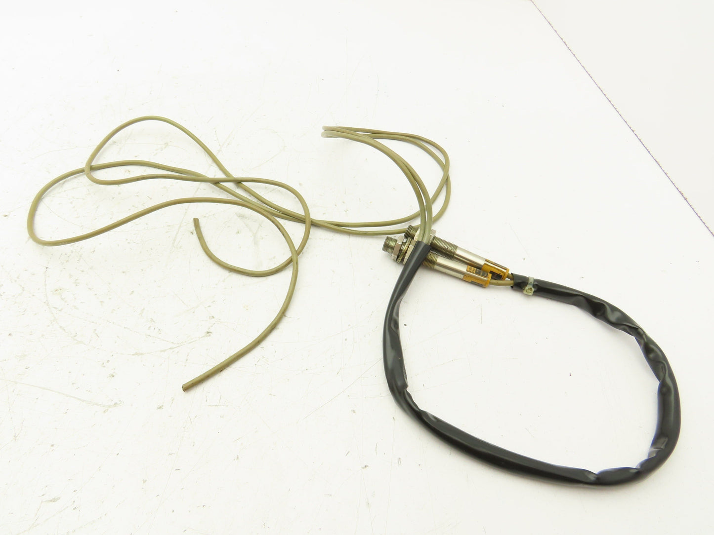 Omron TL-XP2 Proximity Sensor Switch  Lot of 2