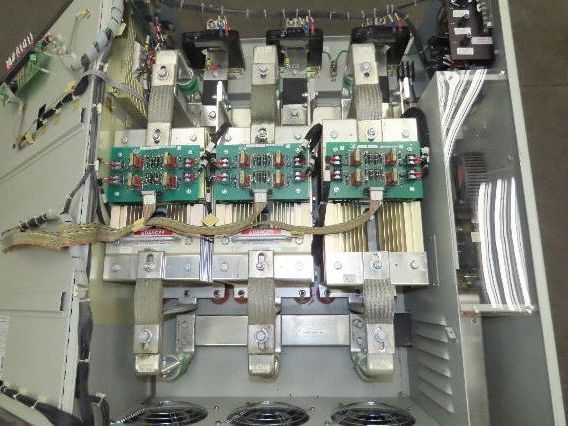 Allen Bradley 1395-B81-EN-P50 DC Controller Drive 300HP 500VDC AB 460V Input 3Ph