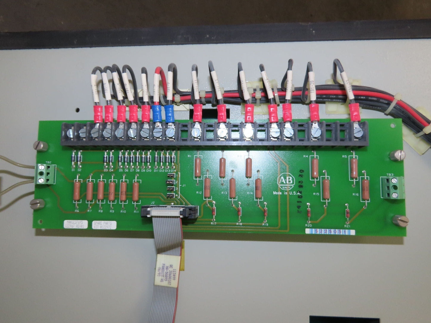 Allen Bradley 1395-B81-EN-P50 DC Controller Drive 300HP 500VDC AB 460V Input 3Ph