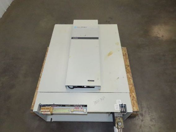 Allen Bradley 1395-B81-EN-P50 DC Controller Drive 300HP 500VDC AB 460V Input 3Ph