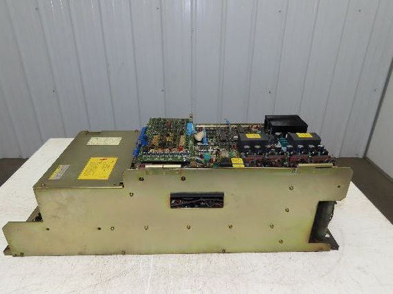 Fanuc A06B-6044-H009 Okuma AC Spindle Servo Drive A20B-0008-0030/05C
