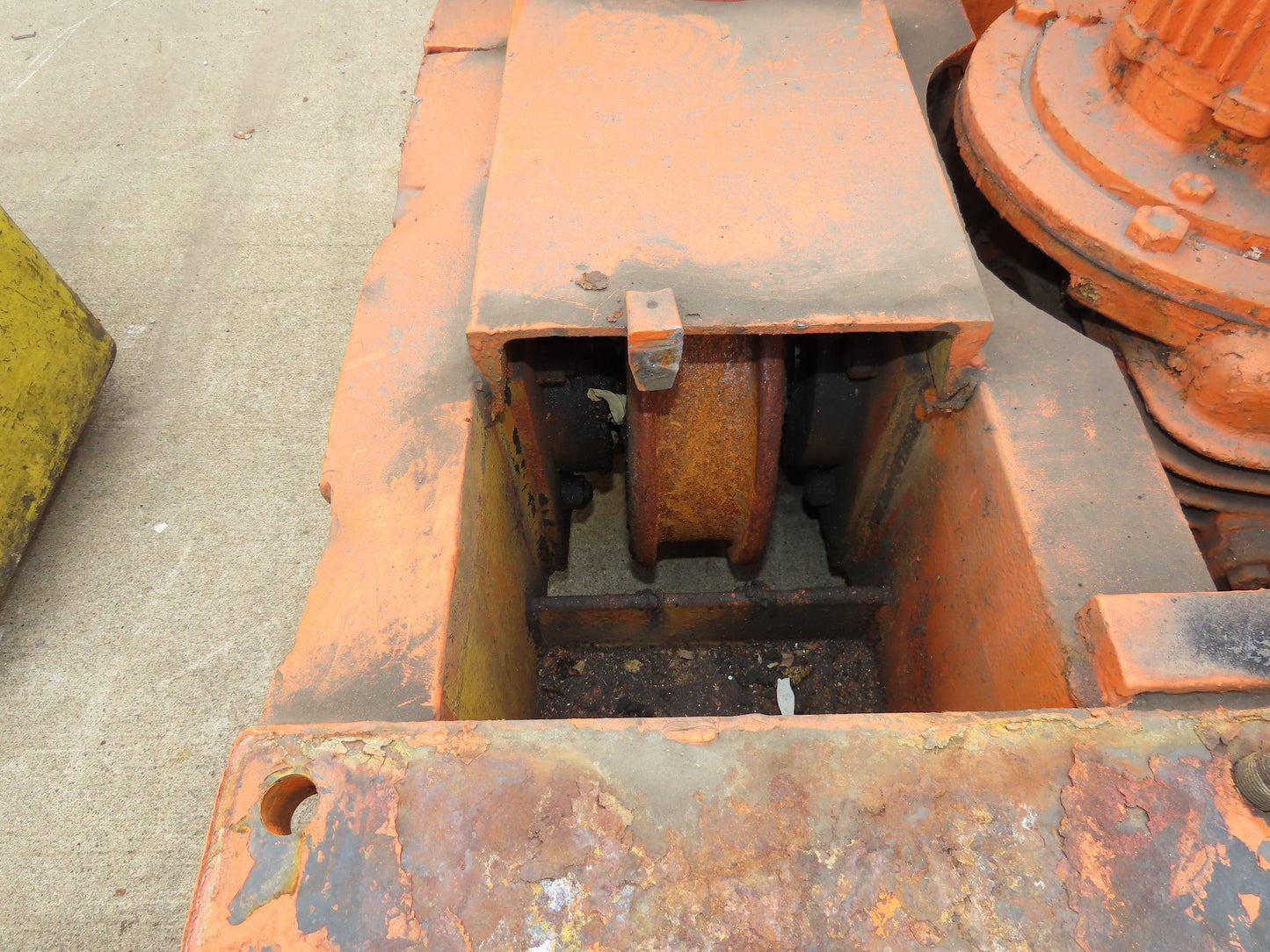 Cleveland Tramrail Motorized Gantry Crane End Truck Drive Floor Track 2Hp 460V