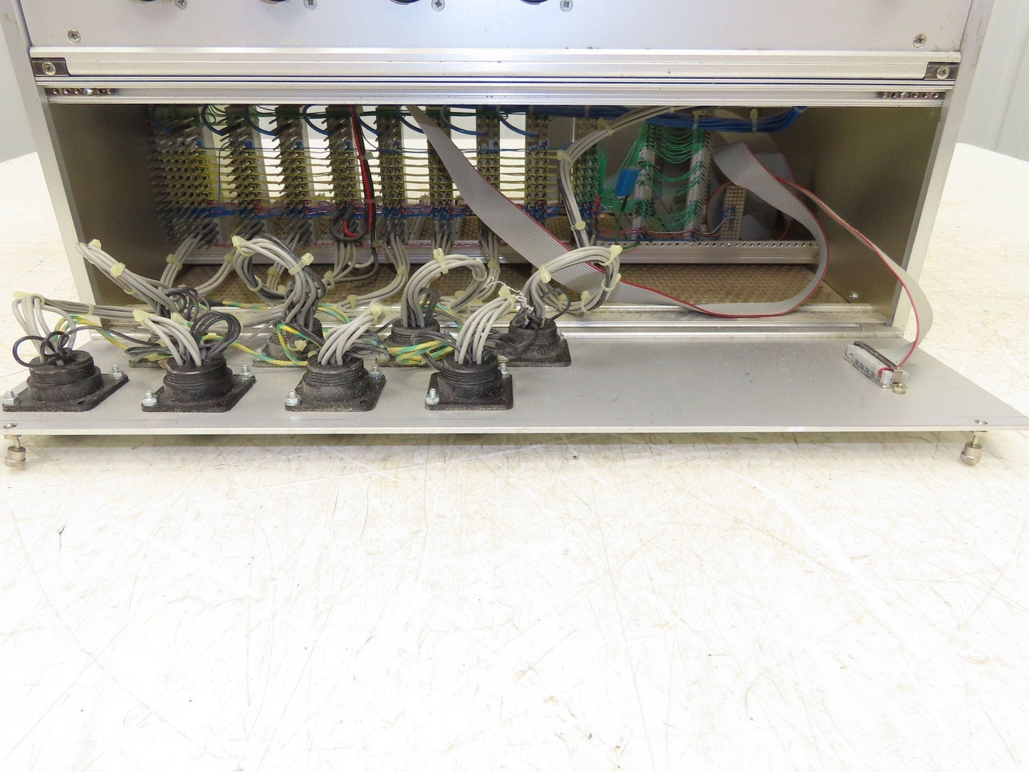 Celio VC2200 8PU PLC Slot Rack Viscolor 2200