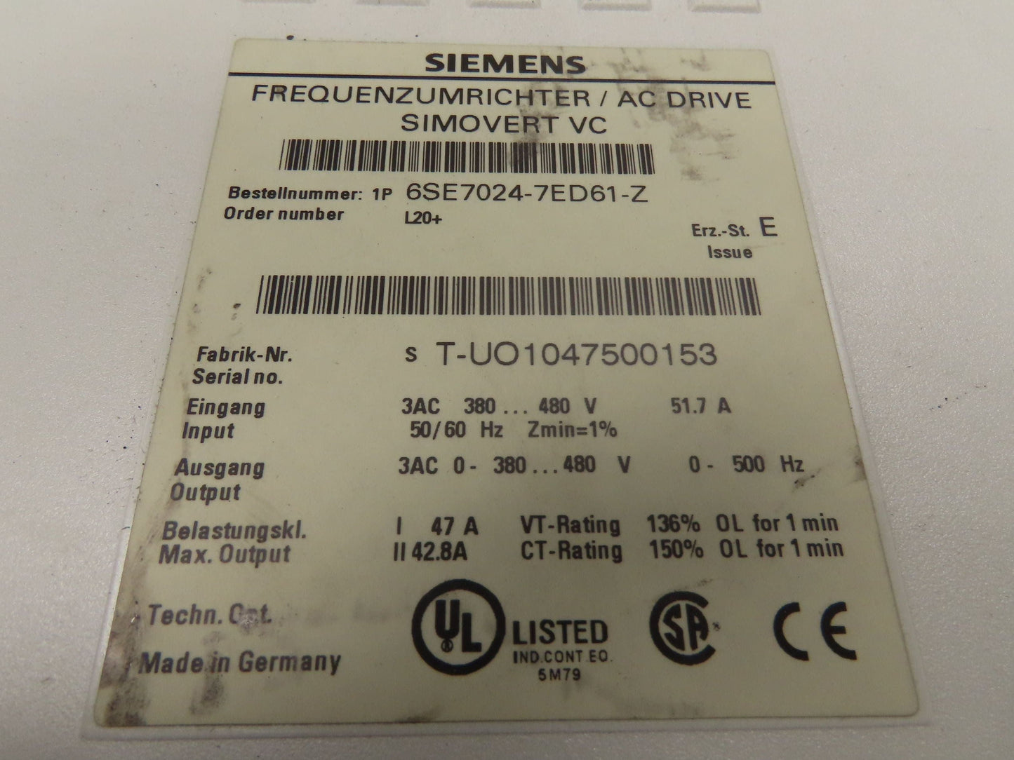 Siemens 6SE7024-7ED61-Z Simovert MasterDrive AC Drive 22kw 30 HP 480V 3Ph