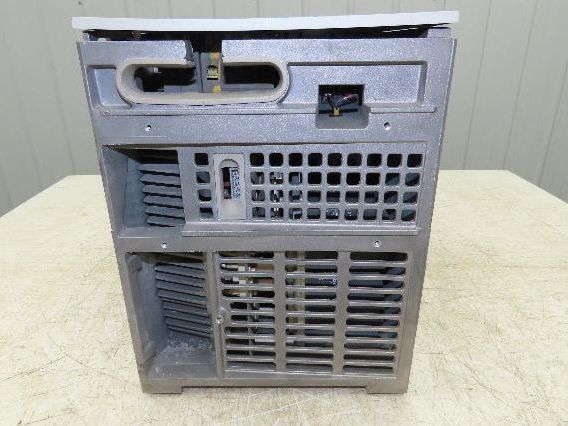 Siemens 6SE7024-7ED61-Z Simovert MasterDrive AC Drive 22kw 30 HP 480V 3Ph