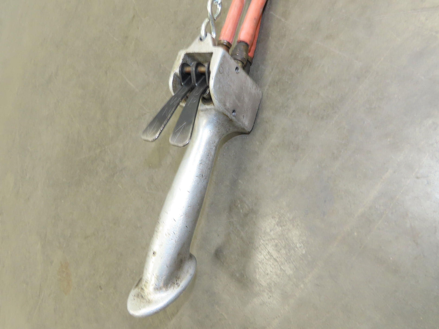 Gardner Denver 1.5 Ton 3300Lb Rotary Motor Air Chain Hoist 11' 6" Lift Hook Mt