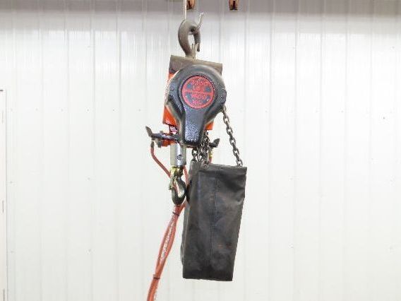 Gardner Denver 1.5 Ton 3300Lb Rotary Motor Air Chain Hoist 11' 6" Lift Hook Mt