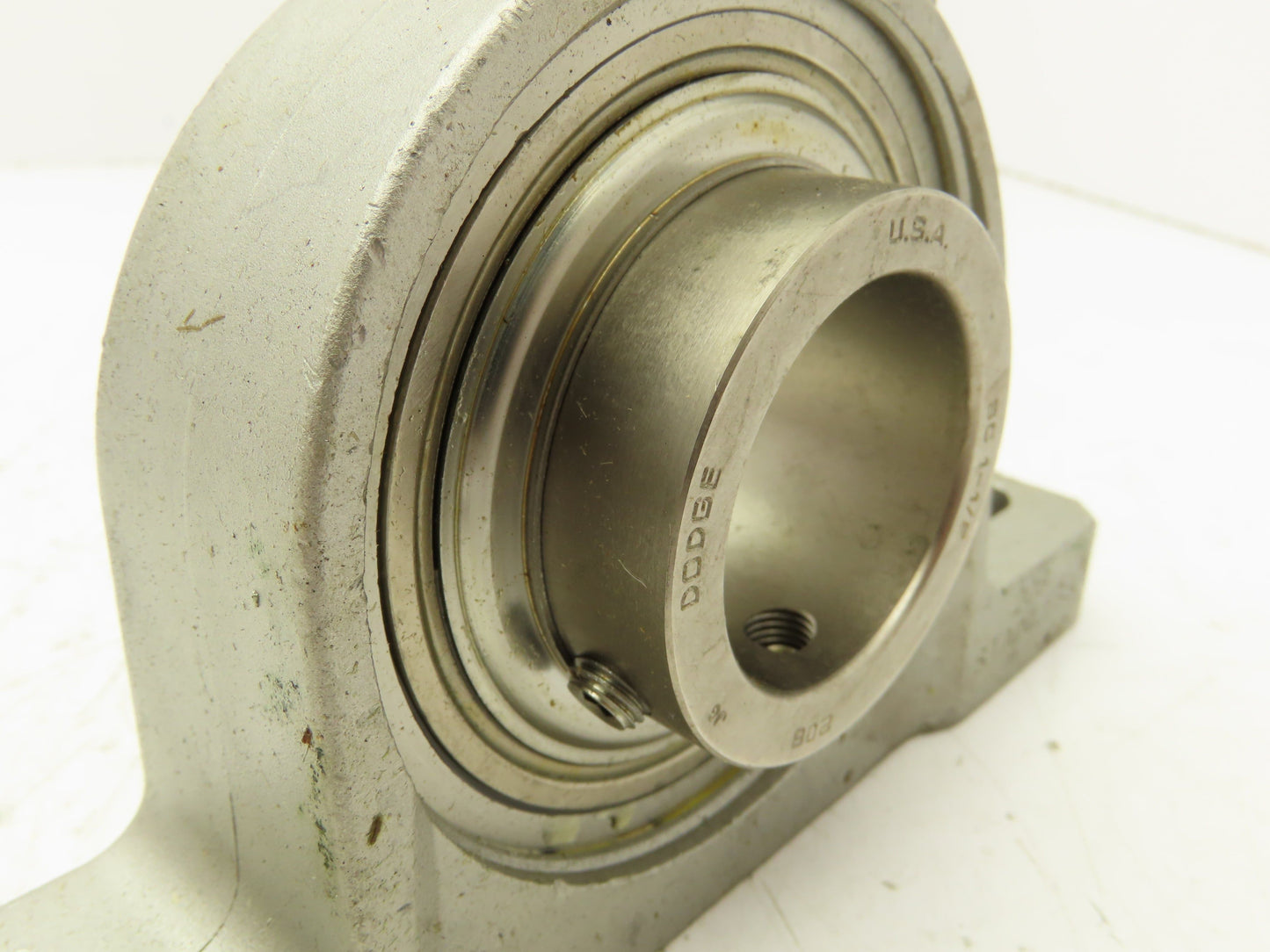 Dodge P2B-SCEZ-108-SHCR Pillow Block Bearing 1-1/2" Bore 2-Bolt Stainless Steel