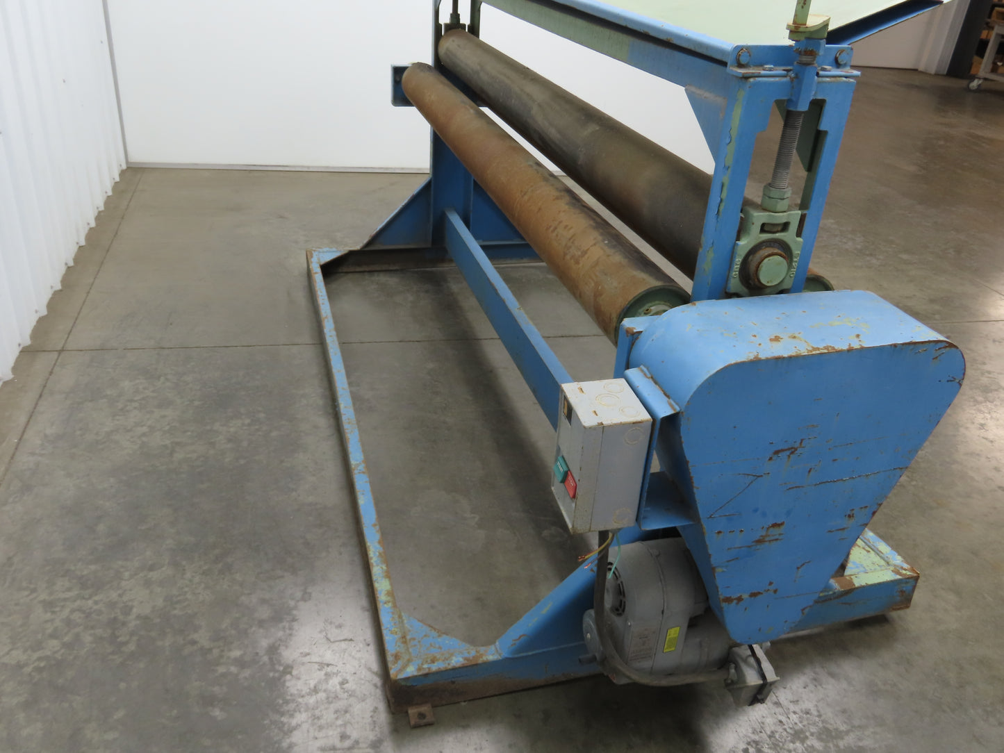 Sheet Metal Straightener 84" Rollers Power Feeder 3 Roll 230/460V 3Ph