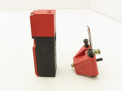 Telemecanique XCS-PA591 Interlock Safety Switch w/Key 240V
