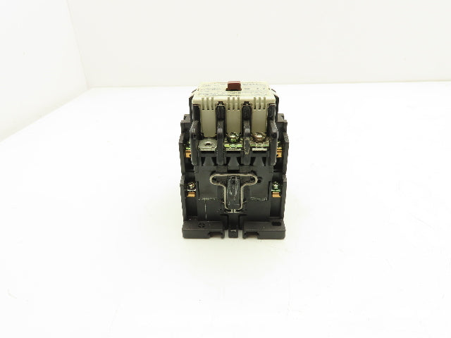Fuji Electric 2NC1Q0 Magnetic Contactor 100V Coil 3 Pole 600V Lot of 3