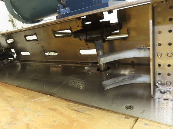 Arrowhead 3.25" Tabletop Stainless Bottle Conveyor 2-Belt Transfer 48" Drive 3PH