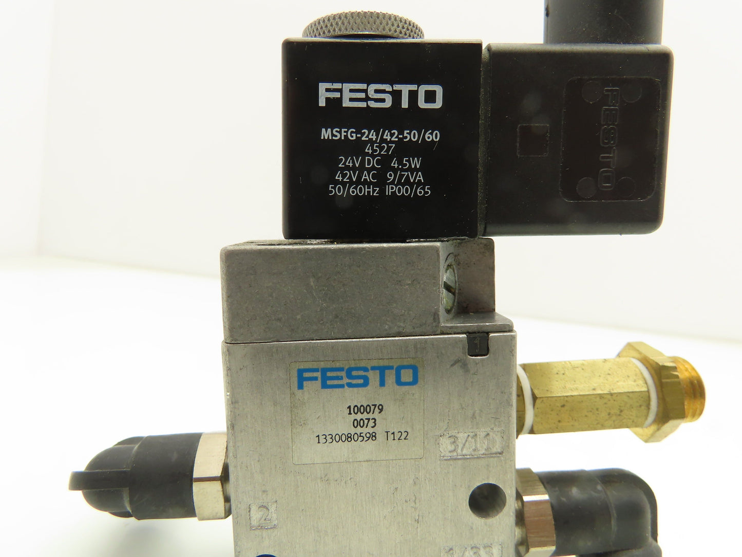 Festo MFH-3-1/8 Pneumatic 3/2 Solenoid Valve 1/8" NPT 24VDC