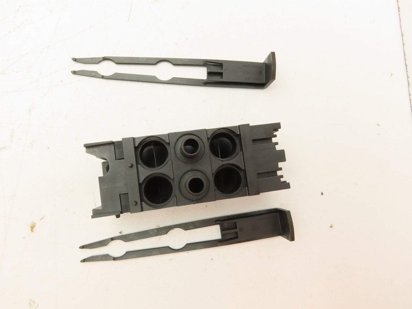 Festo CPE18-PRSEO-2 Pneumatic 2-Station Manifold Block G1/2" Ports