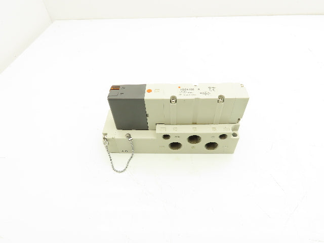 SMC VQC4100-5 5-Port Solenoid Valve Manifold 3/8" NPT