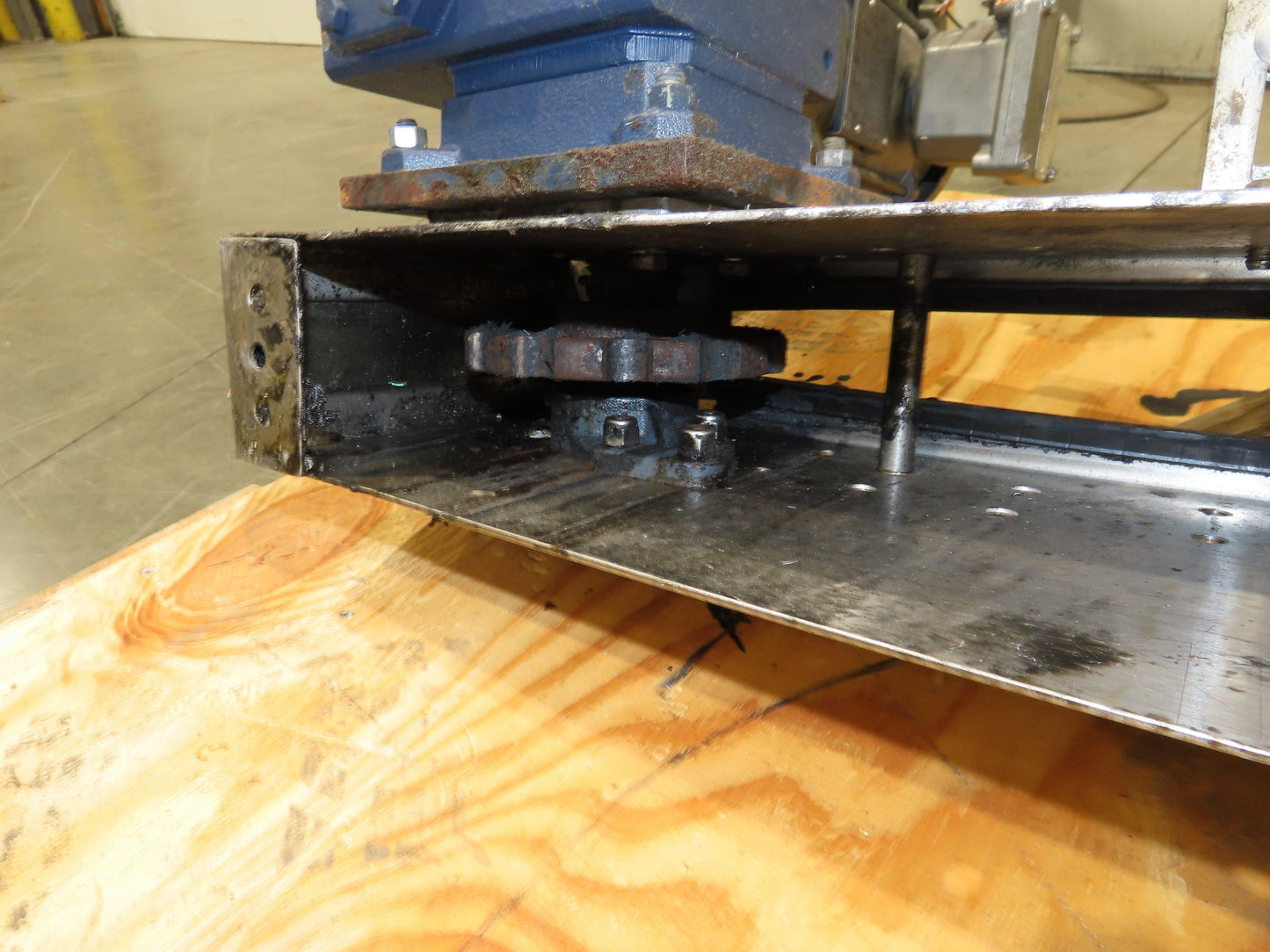 Arrowhead 3.25" Tabletop Belt Stainless Bottle Conveyor 36" Drive Section 460V