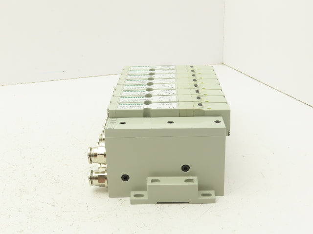 Numatics I63BA4Z2KN00030 120V Pneumatic Solenoid Valve 8-Station Manifold Assy