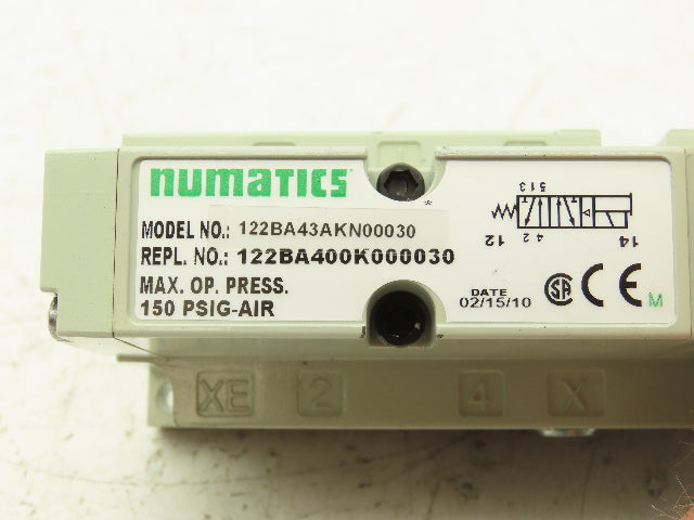 Numatics 122BA43AKN00030 120V Pneumatic Solenoid Valve w/Manifold 1/4" npt