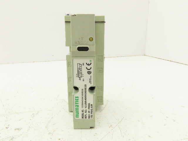 Numatics 122BA43AKN00030 120V Pneumatic Solenoid Valve w/Manifold 1/4" npt