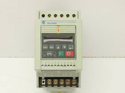 Allen Bradley 160-AA04NSF1 Variable Speed AC Drive VFD 1HP 5.4A 240V 3PH