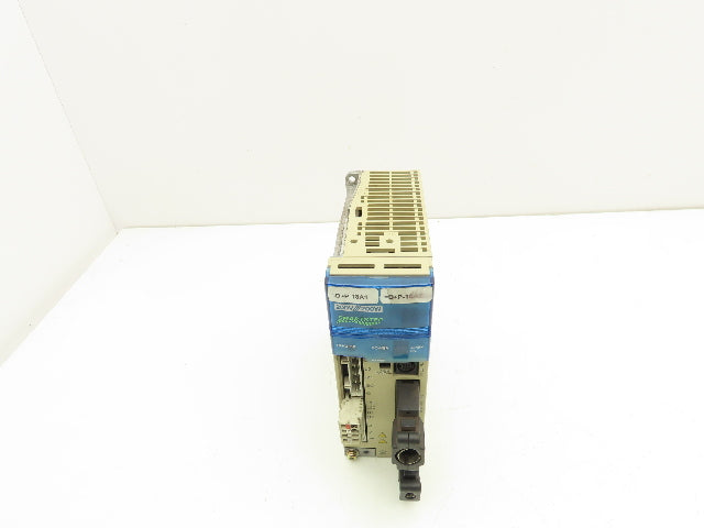 Omron R7D-AP02H AC Servo Drive 230V 0.2kW 1PH Input 3PH Out