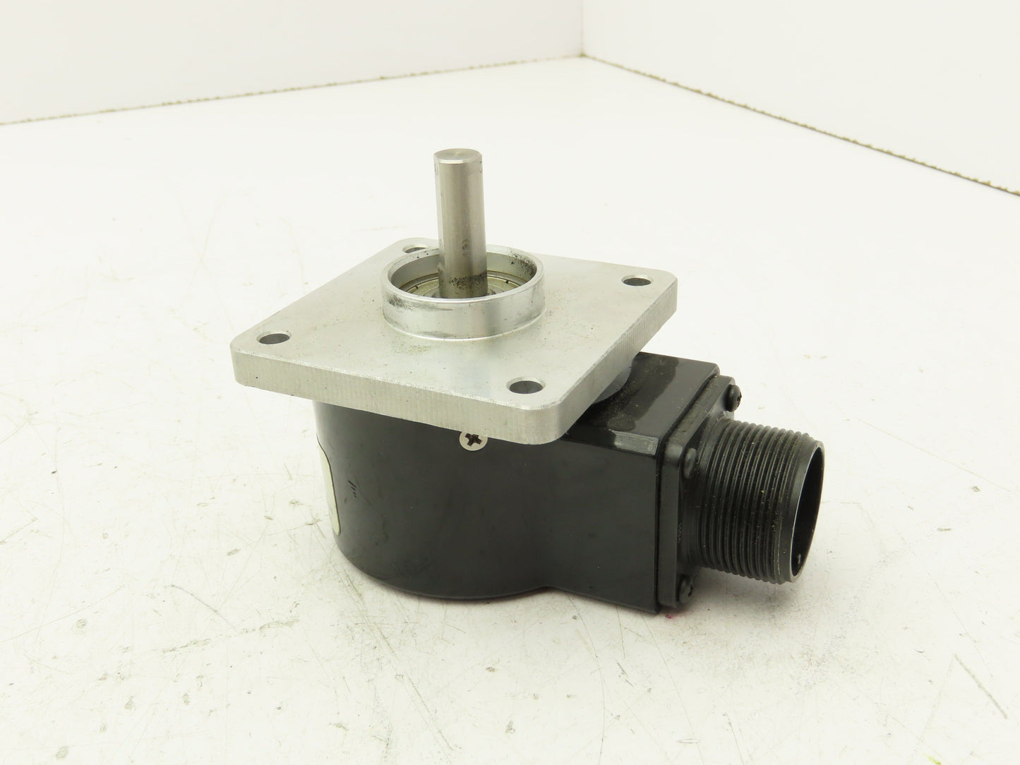 Dynapar HC52536000241 3/8" Shaft Flange Mount Incremental Encoder
