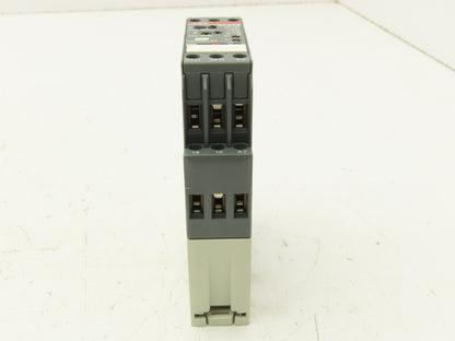 ABB 1SVR430183R0300 Timer Relay Module 110-240V