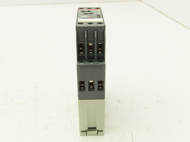 ABB 1SVR430183R0300 Timer Relay Module 110-240V