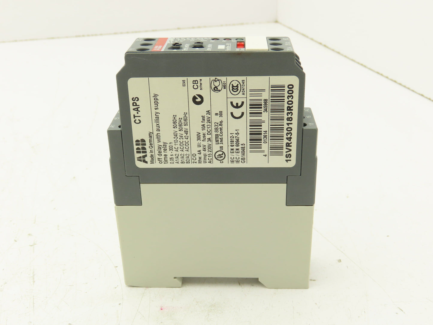 ABB 1SVR430183R0300 Timer Relay Module 110-240V