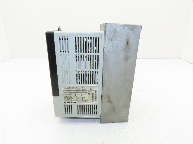 Allen Bradley 20AD2P1A0AYNNNNN PowerFlex 70 AC Drive VFD 1Hp .75kw 480V 3PH